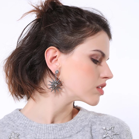 NEW 💎 Large Sun Moon Rhinestone Gunmetal Earrings - Picture 4 of 7